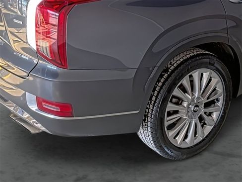 Used 2020 Hyundai Palisade Limited image 12