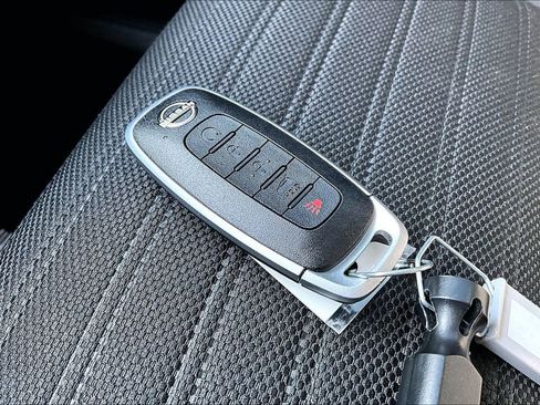 Used 2025 Nissan Rogue SV w/ Rock Creek Premium Package image 11