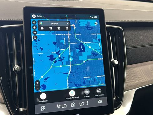 Used 2026 Volvo XC90 B6 Ultra w/ Protection Package Premier image 16