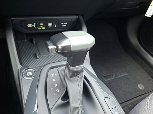 Used 2025 Kia K4 EX image 14