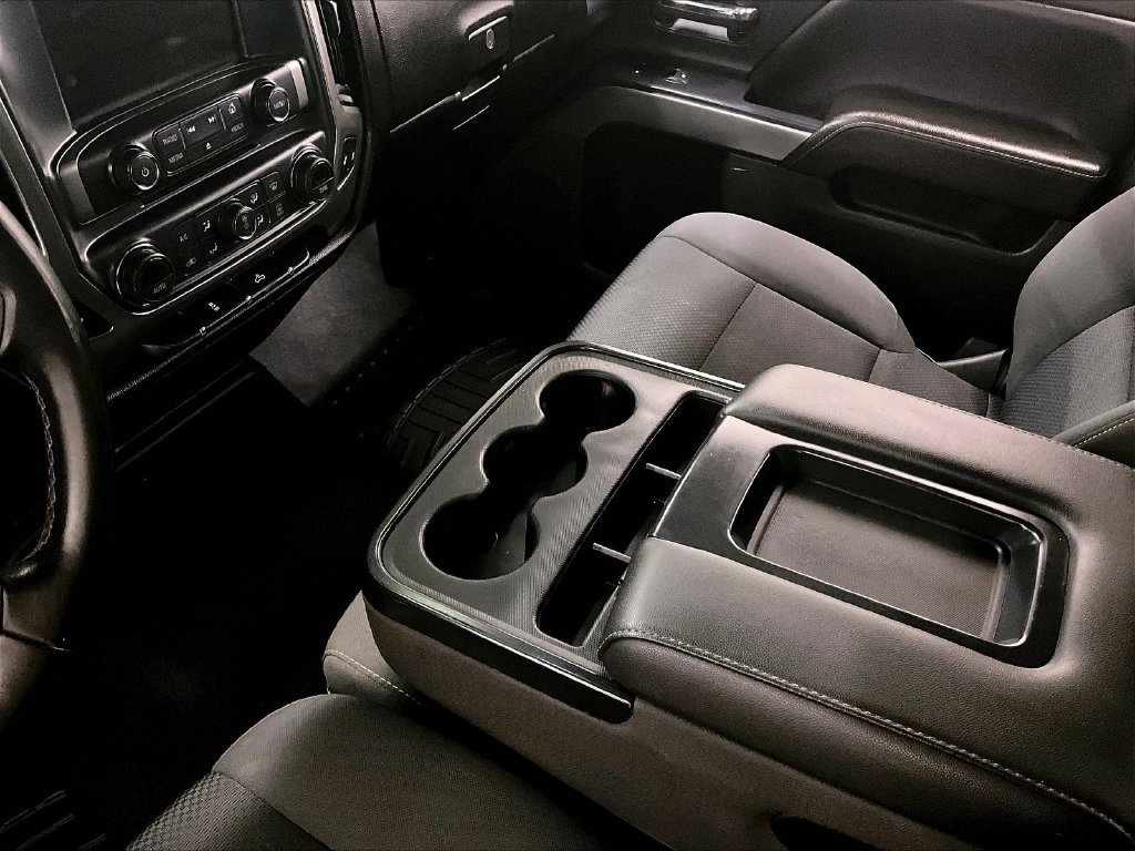 Used 2018 Chevrolet Silverado 1500 LT w/ All Star Edition AWD/4WD image 18