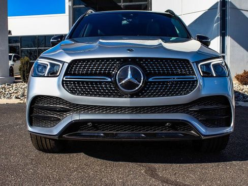 Used 2022 Mercedes-Benz GLE 350 4MATIC image 2