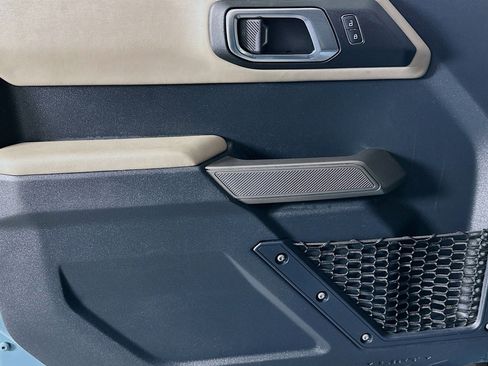 Used 2022 Ford Bronco Wildtrak image 21