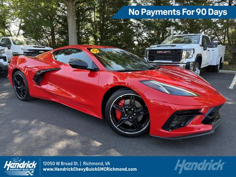 Used 2022 Chevrolet Corvette Stingray Preferred Cpe w/ Z51 Performance Package RWD image 1