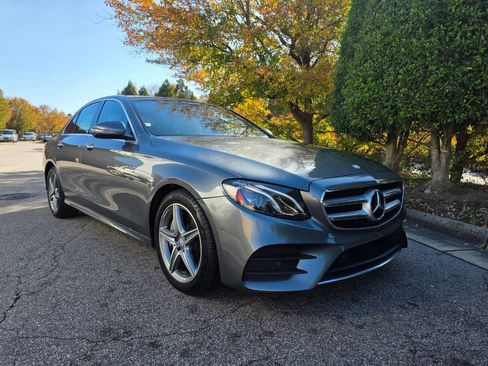 Used 2017 Mercedes-Benz E 300 image 7