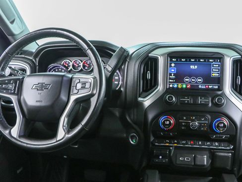 Used 2021 Chevrolet Silverado 1500 LT Trail Boss w/ Convenience Package II AWD/4WD image 18