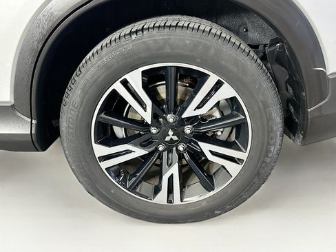Used 2024 Mitsubishi Eclipse Cross SE AWD/4WD image 11