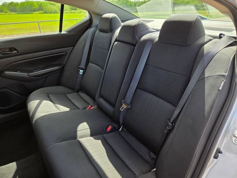 Used 2024 Nissan Altima 2.5 SV FWD image 22