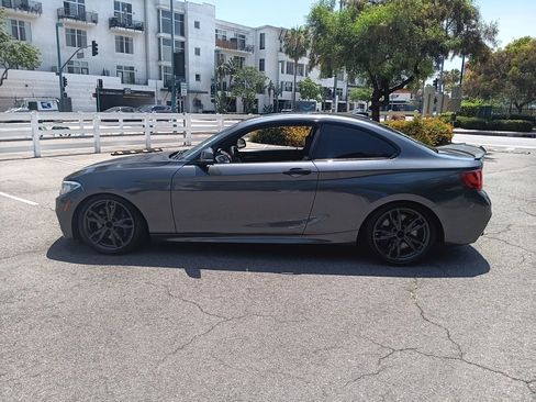 Used 2016 BMW M235i Coupe RWD image 5