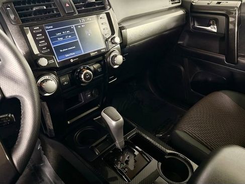 Used 2024 Toyota 4Runner TRD Off-Road image 30