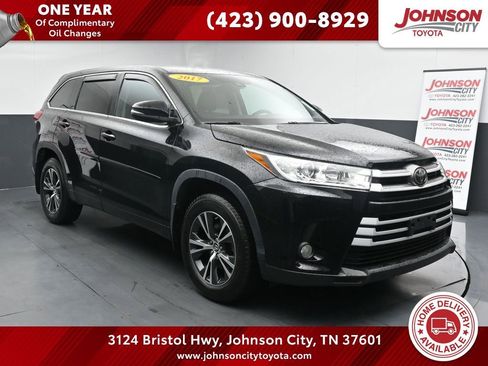 Used 2017 Toyota Highlander Plus w/ Protection Package #3 image 1