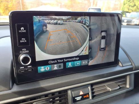 Used 2023 Honda Pilot Elite image 21