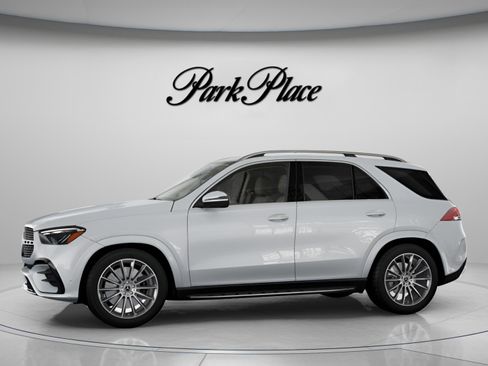 New 2026 Mercedes-Benz GLE 450 4MATIC image 4