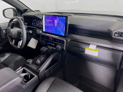 New 2026 Toyota 4Runner TRD Off-Road Premium AWD/4WD image 24