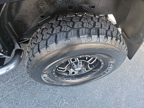 Used 2007 HUMMER H3 image 5