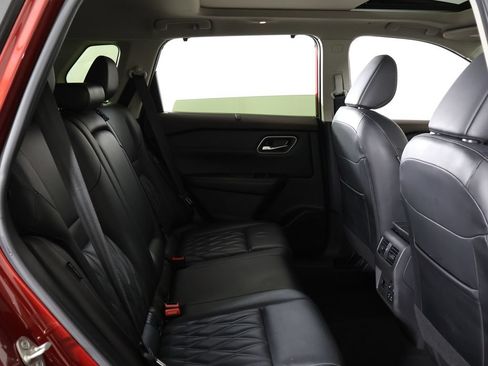 Used 2023 Nissan Rogue Platinum AWD/4WD image 36