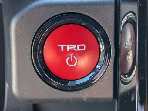 Used 2024 Toyota Tacoma TRD Sport w/ TRD Sport Upgrade Package AWD/4WD image 17