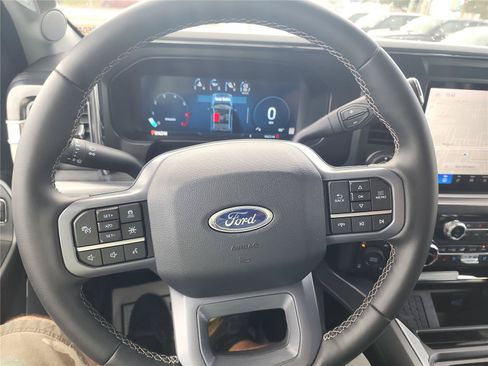 Used 2025 Ford F250 Lariat w/ Lariat Ultimate Package AWD/4WD image 31