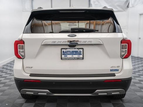 Certified 2023 Ford Explorer XLT w/ Equipment Group 202A AWD/4WD image 7