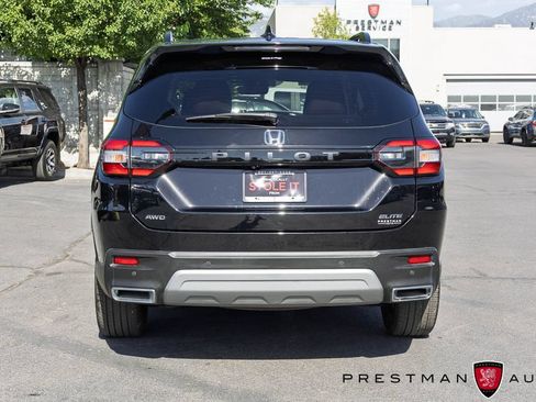 Used 2025 Honda Pilot Elite image 20