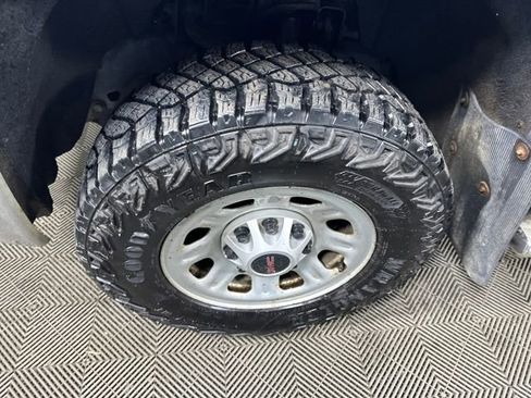 Used 2018 GMC Sierra 2500 SLE image 10