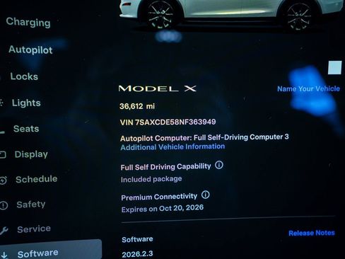 Used 2022 Tesla Model X image 62