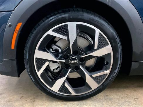 Certified 2025 MINI Cooper S image 12