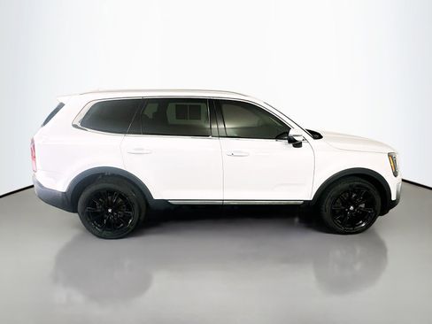 Used 2022 Kia Telluride EX FWD image 8