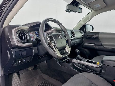 Used 2023 Toyota Tacoma SR5 w/ Technology Package AWD/4WD image 12