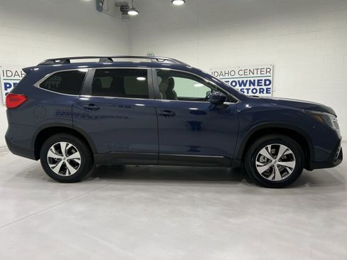 Certified 2025 Subaru Ascent Premium AWD/4WD image 9