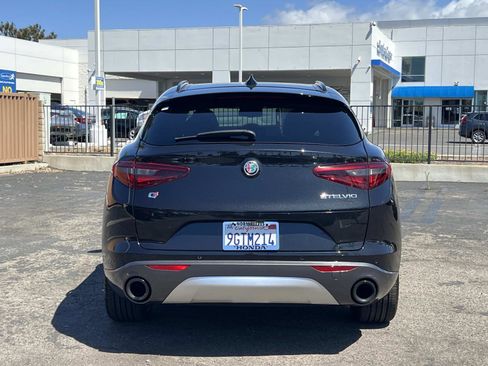 Used 2023 Alfa Romeo Stelvio Ti AWD/4WD image 26