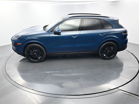 Certified 2026 Porsche Cayenne E-Hybrid AWD/4WD image 31
