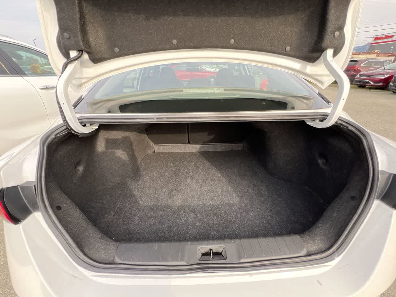 Used 2024 Nissan Sentra S FWD image 25