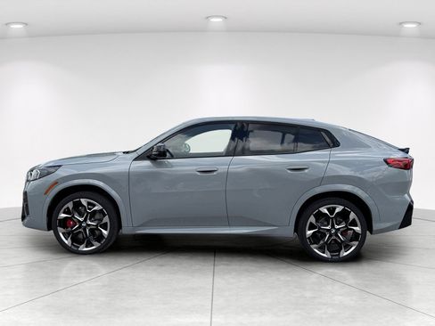 New 2026 BMW X2 xDrive28i w/ Technology Package AWD/4WD image 6