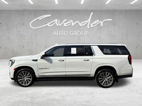 Used 2021 GMC Yukon XL Denali w/ Denali Premium Package RWD image 16