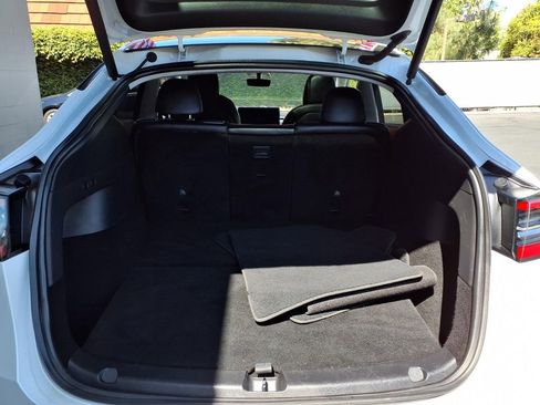 Used 2021 Tesla Model Y Long Range AWD/4WD image 19