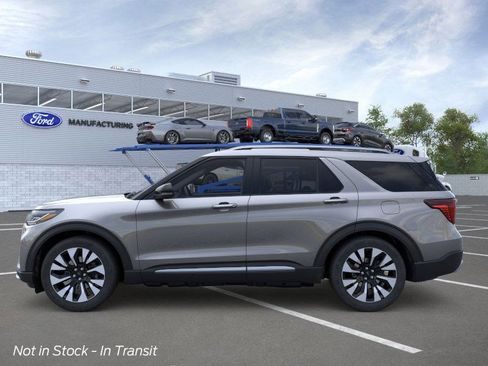 New 2026 Ford Explorer Platinum image 3