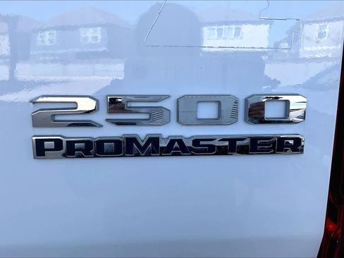 Used 2023 RAM ProMaster 2500 w/ Convenience Group image 10