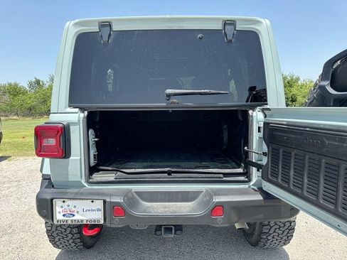 Used 2024 Jeep Wrangler Unlimited Rubicon AWD/4WD image 23