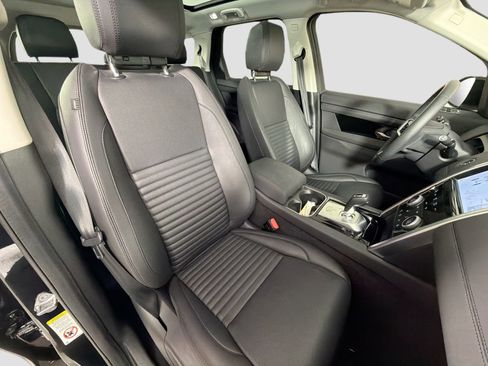 Certified 2023 Land Rover Discovery Sport S image 29