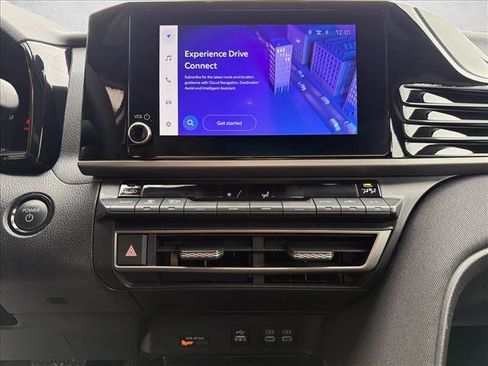 Used 2025 Toyota Camry LE image 18