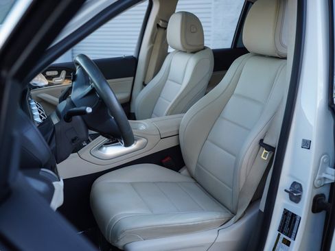 Used 2020 Mercedes-Benz GLE 350 w/ AMG Line Exterior image 22