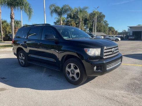 Used 2014 Toyota Sequoia SR5 image 18