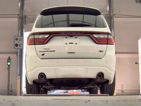 Used 2022 Dodge Durango R/T w/ Blacktop Package AWD/4WD image 9