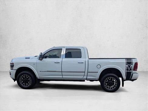Used 2026 RAM 2500 Limited AWD/4WD image 9