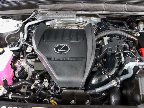 Used 2024 Lexus RX 350 Premium w/ Accessory Package (Z1) image 31