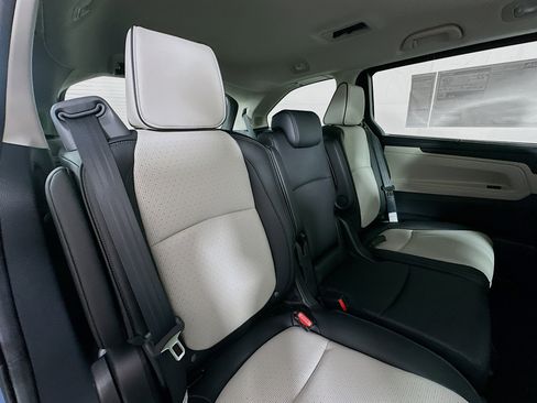 New 2026 Honda Odyssey Elite image 28