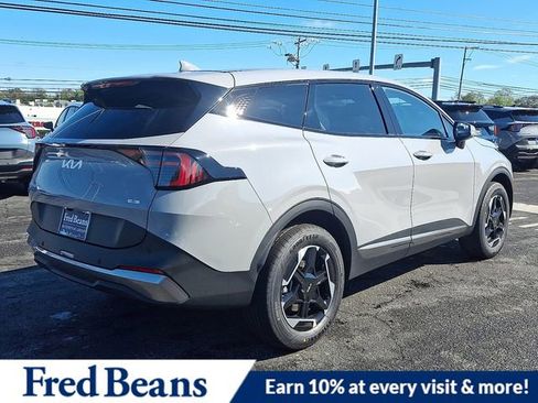 New 2026 Kia Sportage S image 4