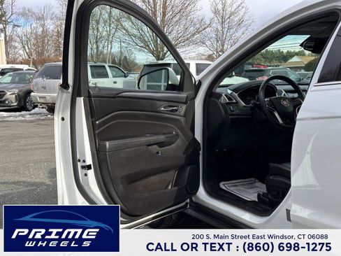 Used 2016 Cadillac SRX Performance w/ Midnight Edition Package image 9