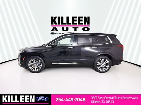 Used 2023 Cadillac XT6 Premium Luxury AWD/4WD image 4